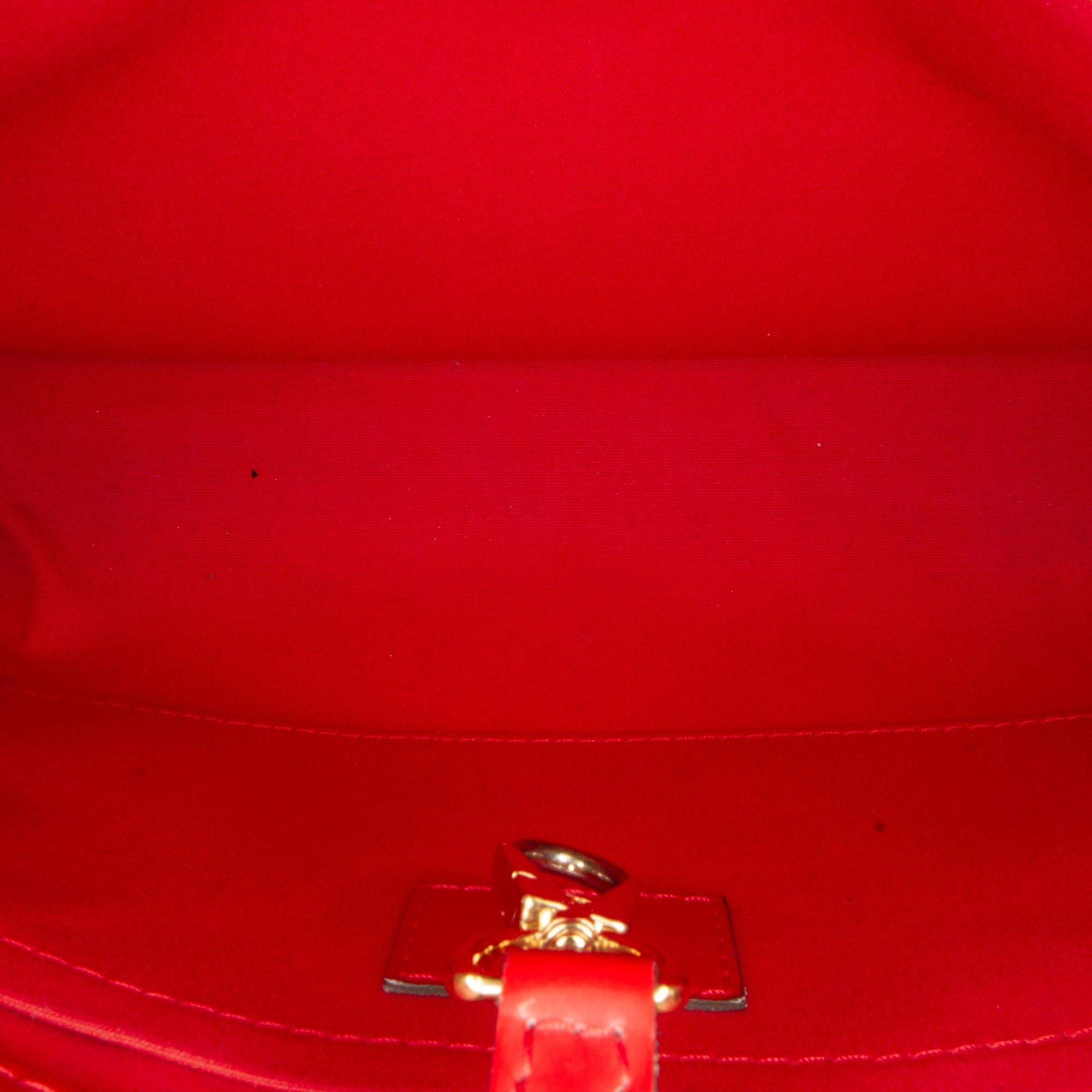 Louis Vuitton Monogram Vernis Montaigne BB (SHG-v8kJTe)