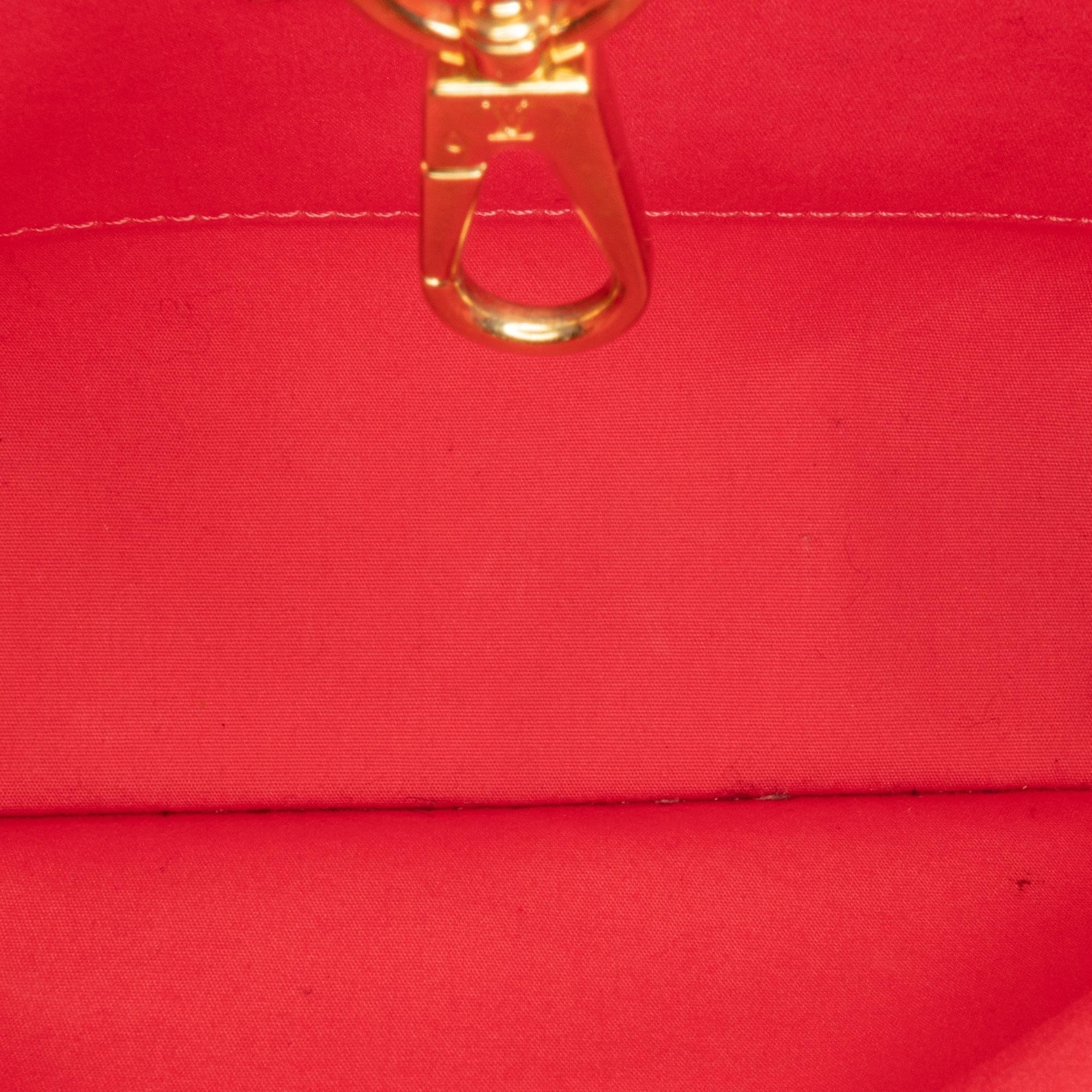 Louis Vuitton Monogram Vernis Montaigne BB (SHG-v4ynf0)