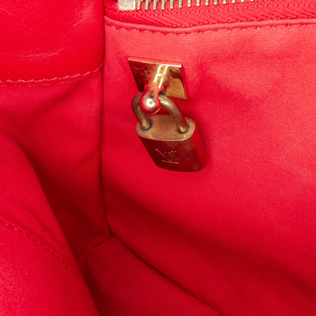 Louis Vuitton Monogram Vernis Montaigne BB (SHG-RZlMWB)