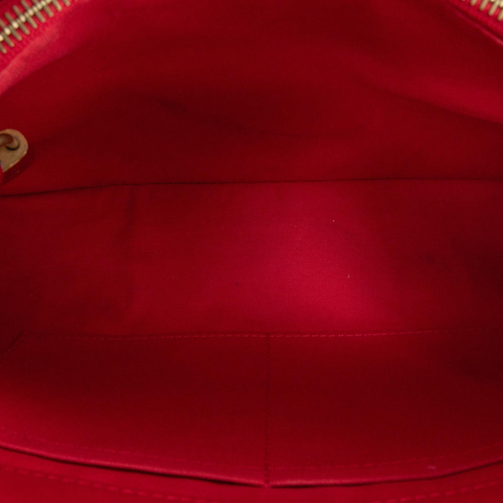 Louis Vuitton Monogram Vernis Montaigne BB (SHG-RZlMWB)