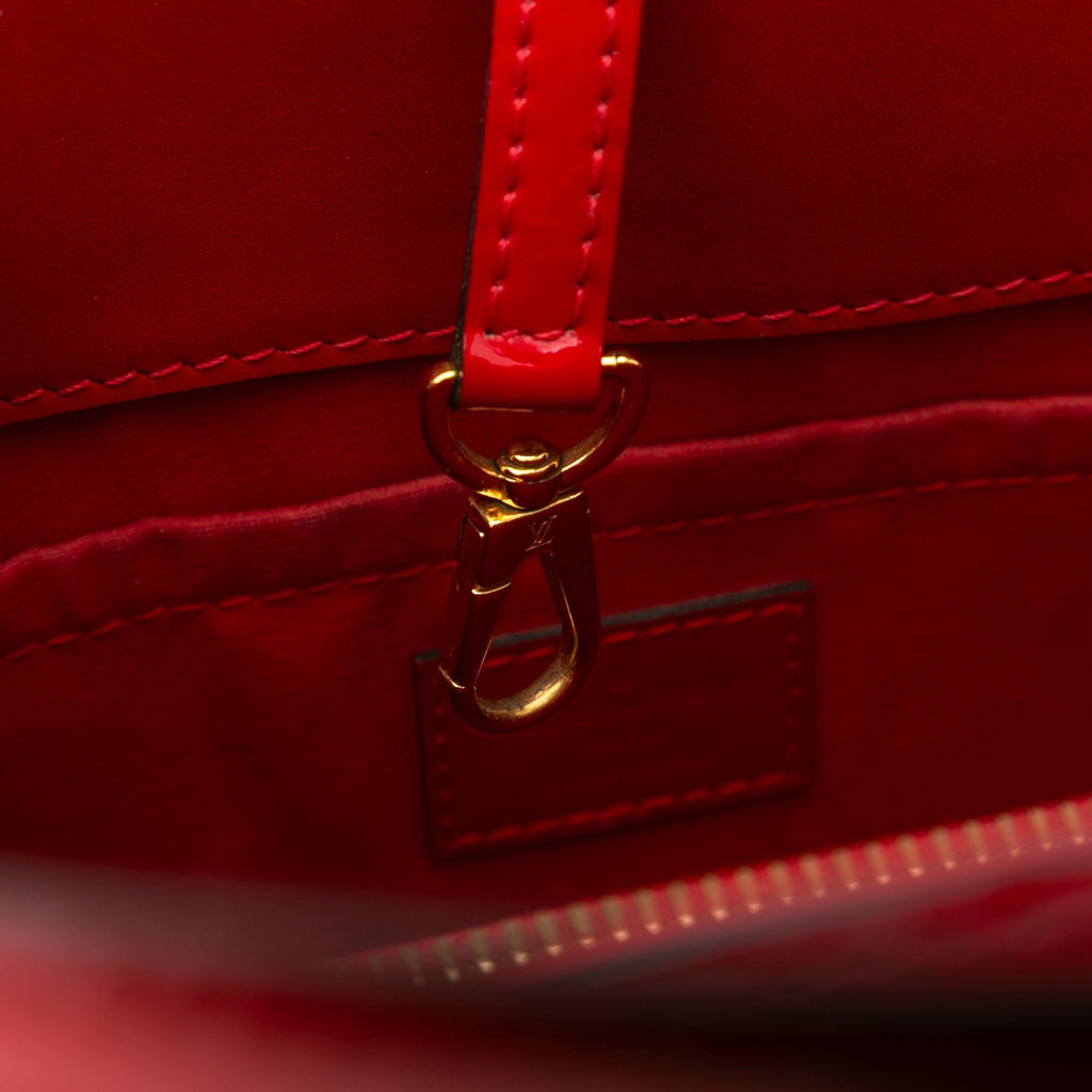 Louis Vuitton Monogram Vernis Montaigne MM