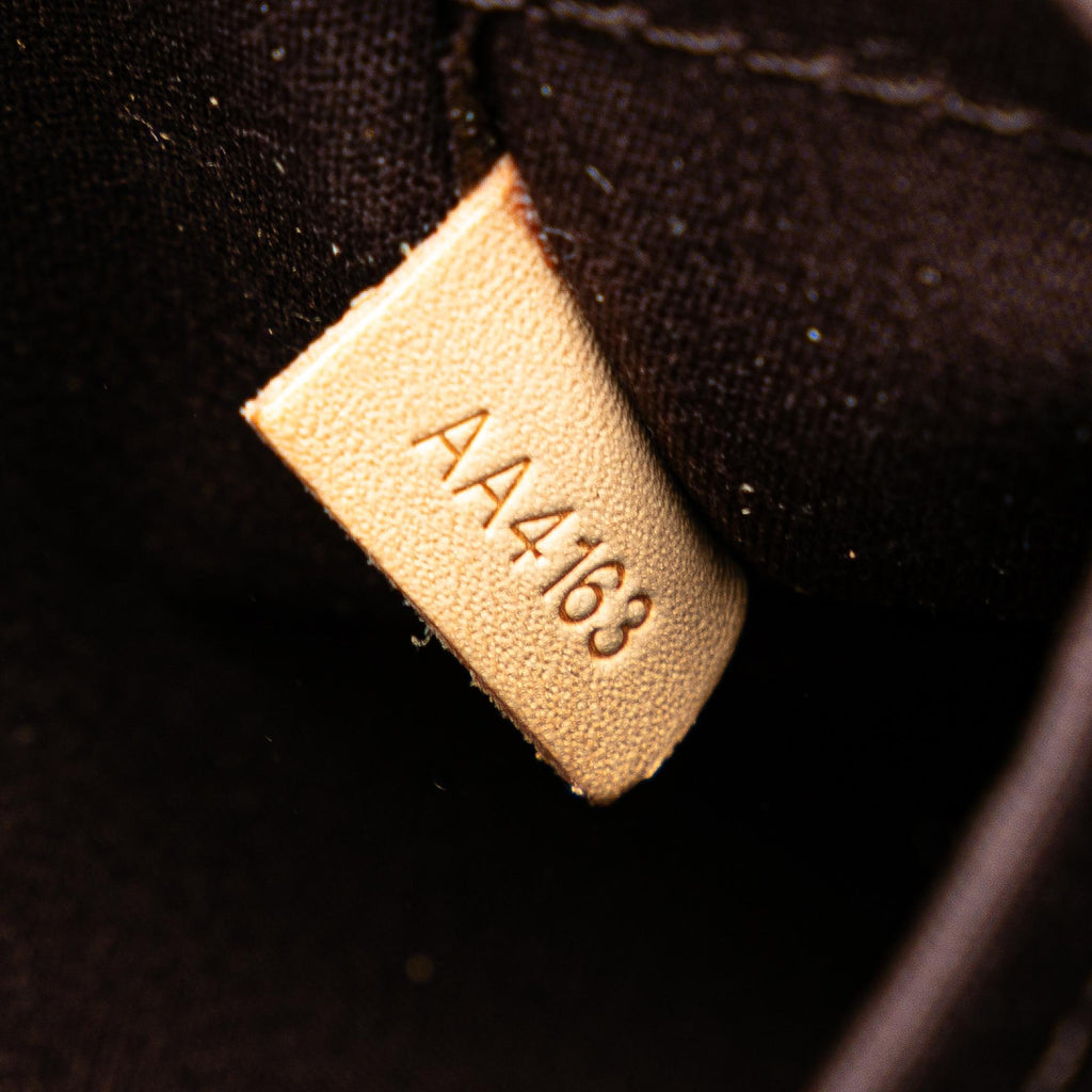 Louis Vuitton Monogram Vernis Montana (SHG-Lkx1Dv)