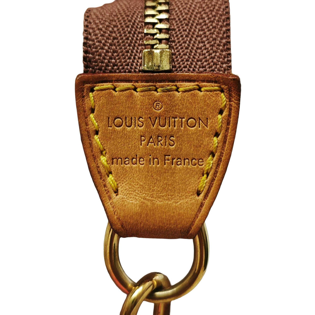 Louis Vuitton Monogram Vernis Pochette Accessoires