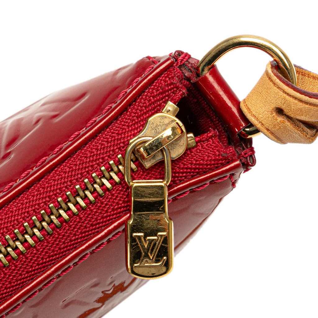 Louis Vuitton Monogram Vernis Pochette Accessoires