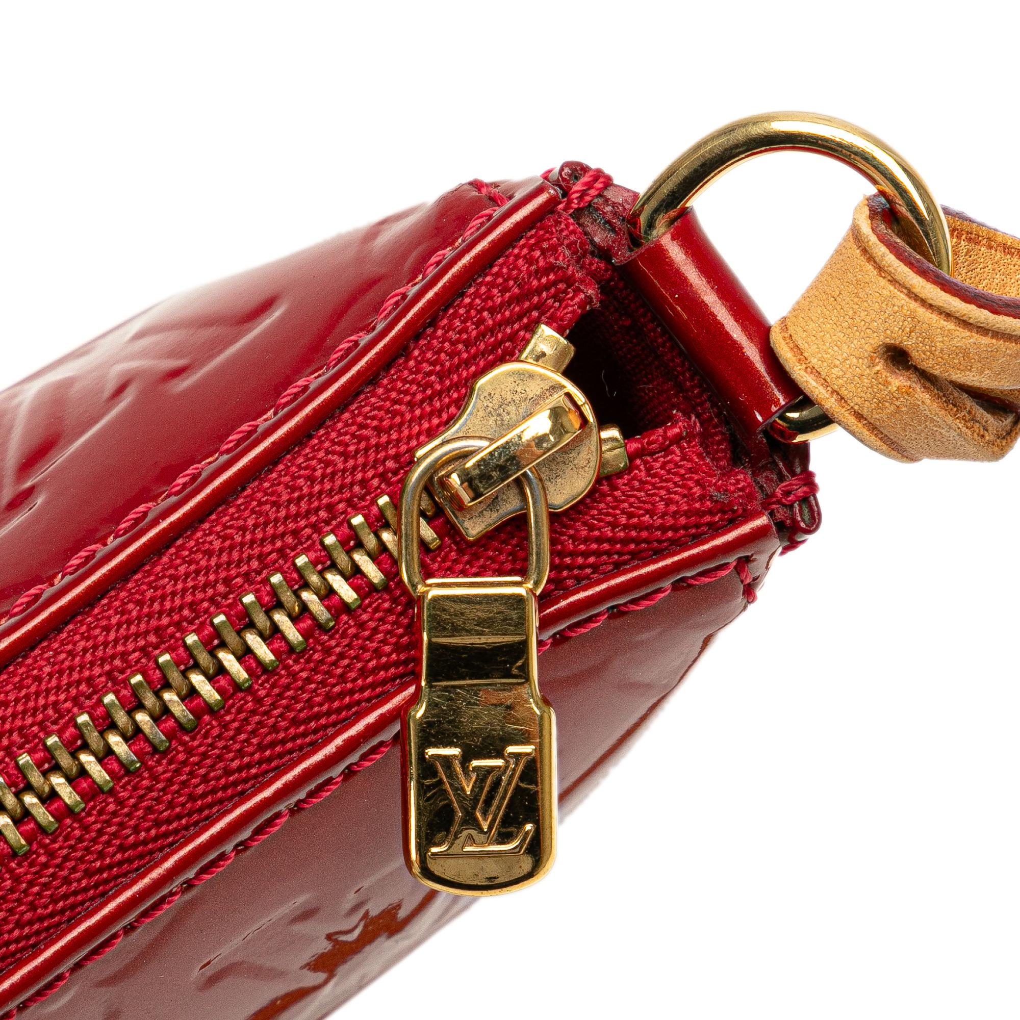 Louis Vuitton Monogram Vernis Pochette Accessoires