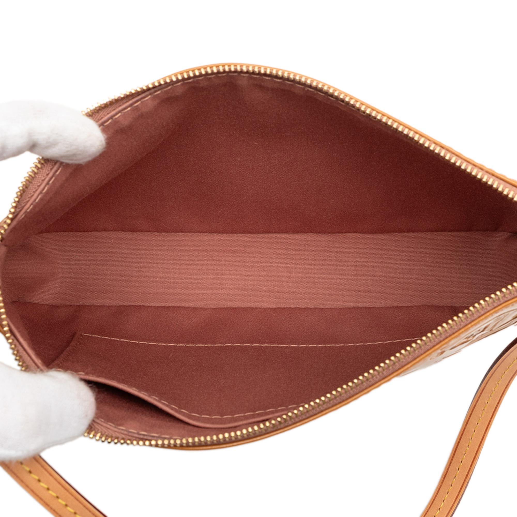 Louis Vuitton Monogram Vernis Pochette Accessoires