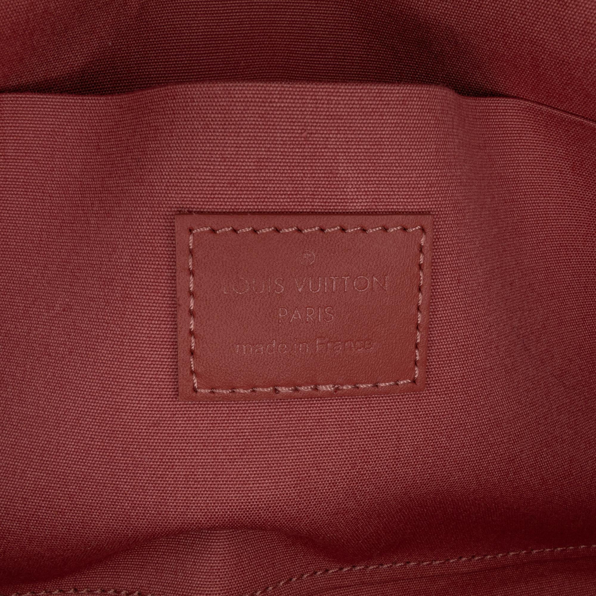Louis Vuitton Monogram Vernis Pochette Felicie Valentine Dog