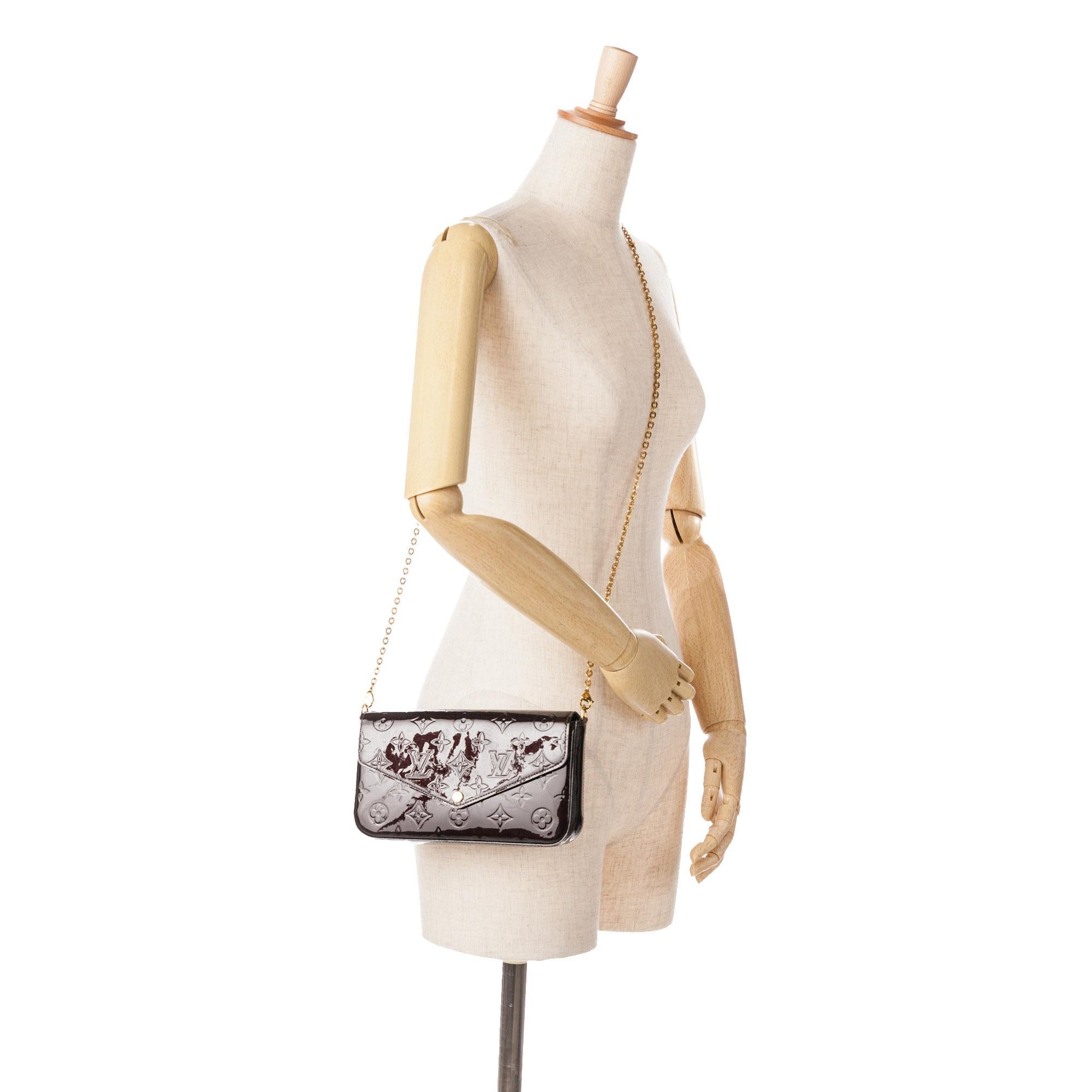 Louis Vuitton Monogram Vernis Pochette Felicie (SHG-xoejDR)