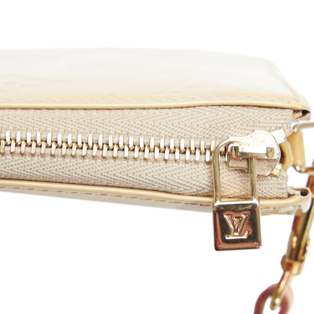 Louis Vuitton Monogram Vernis Pochette Lexington (SHG-MAQnR9)