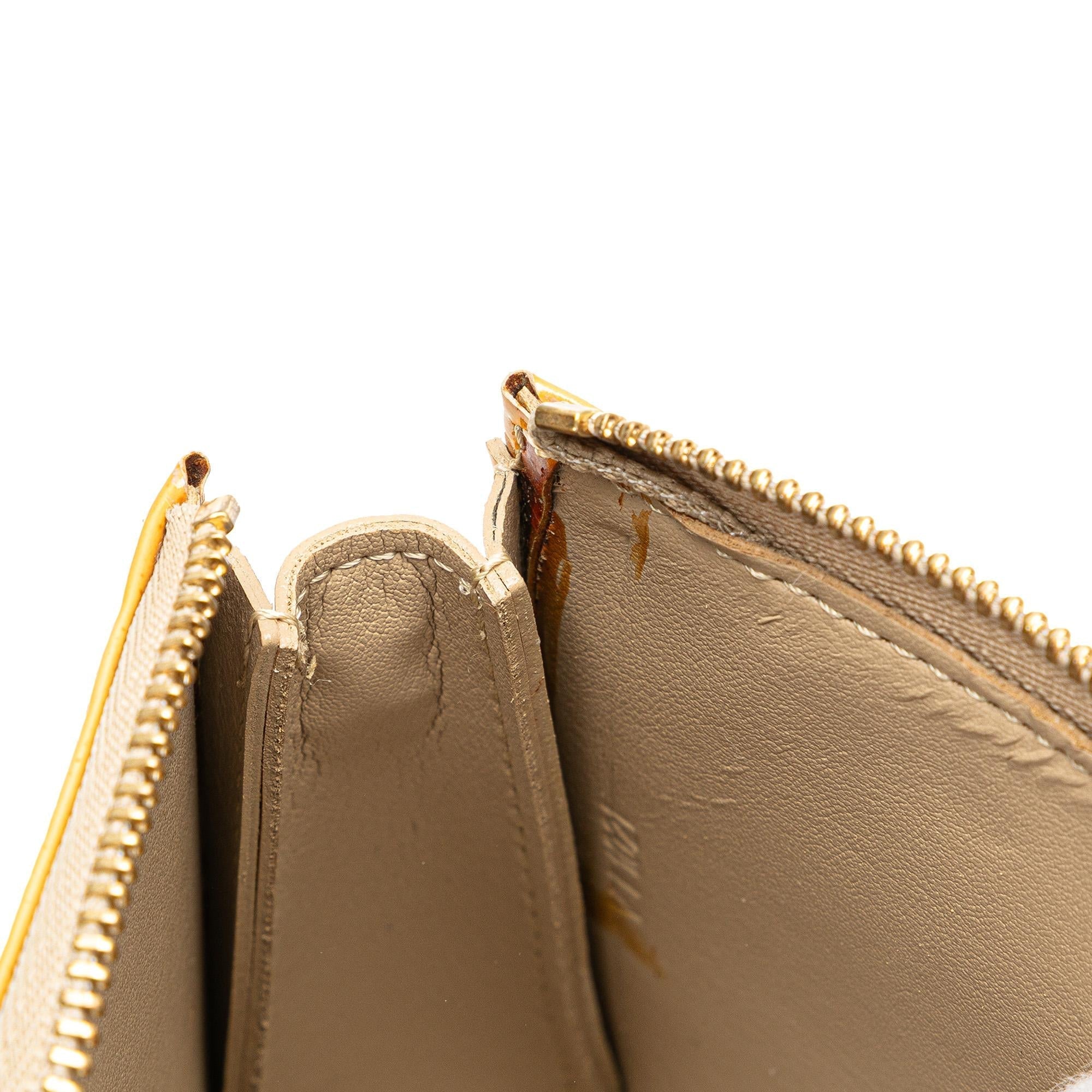 Louis Vuitton Monogram Vernis Pochette Lexington