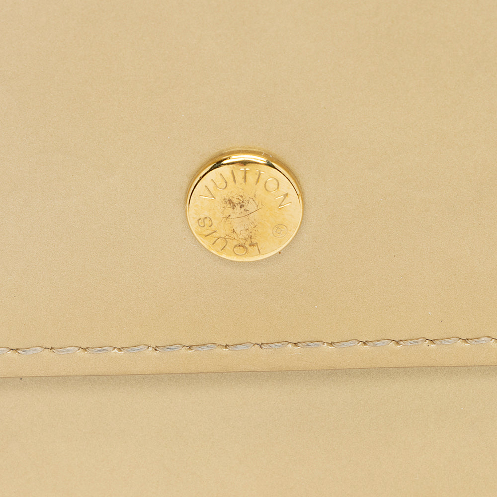 Louis Vuitton Monogram Vernis Porte Tresor International Wallet (SHF-16745)