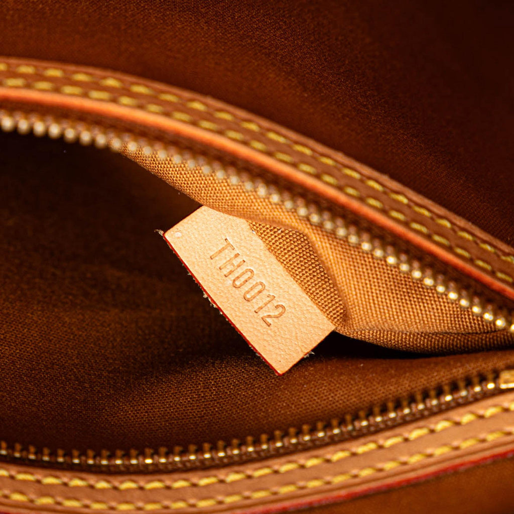 Louis Vuitton Monogram Vernis Reade MM