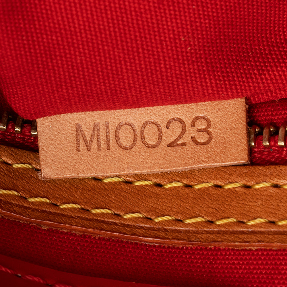 Louis Vuitton Monogram Vernis Reade PM Tote (SHF-20106)