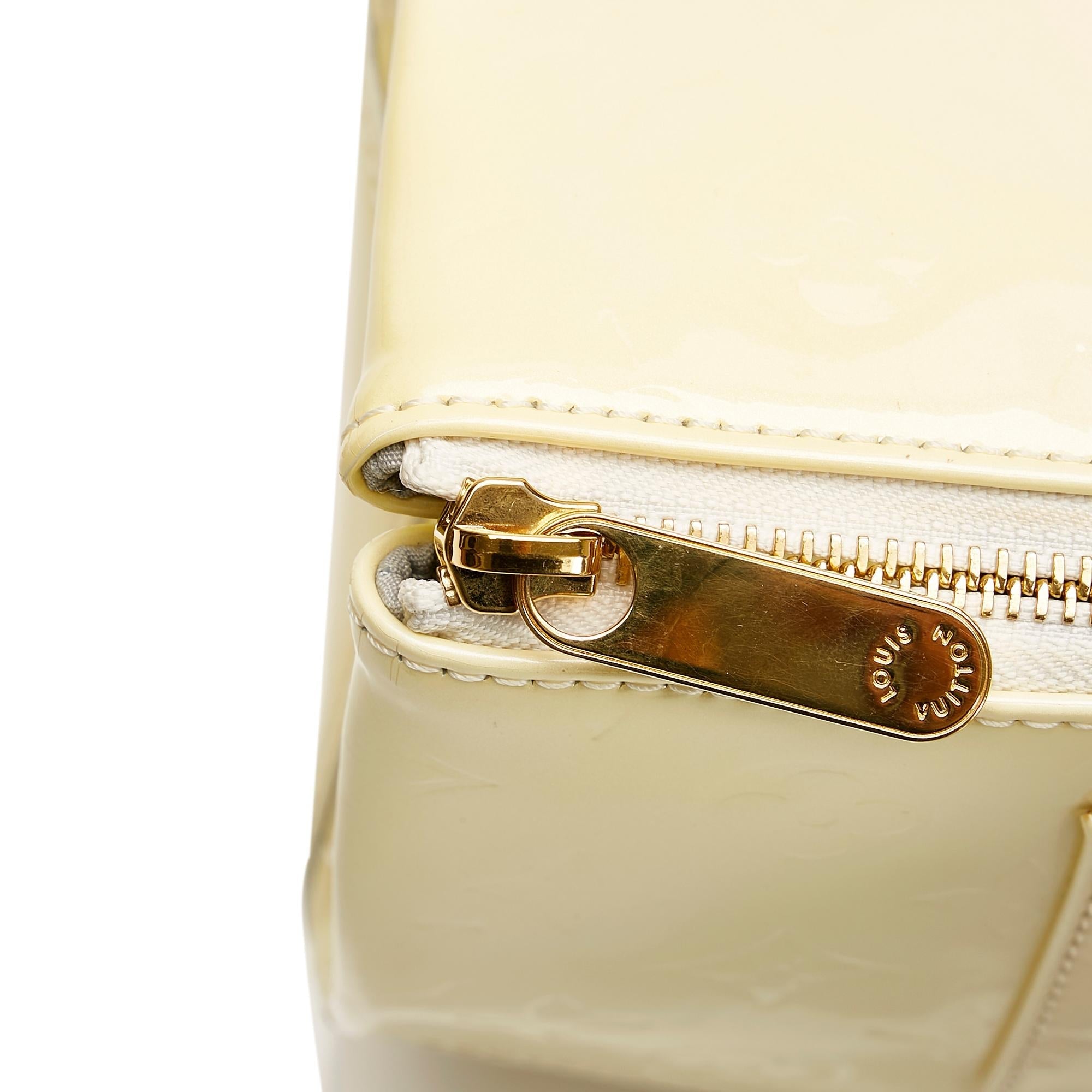 Louis Vuitton Monogram Vernis Rosewood Avenue (SHG-ubYH1W)