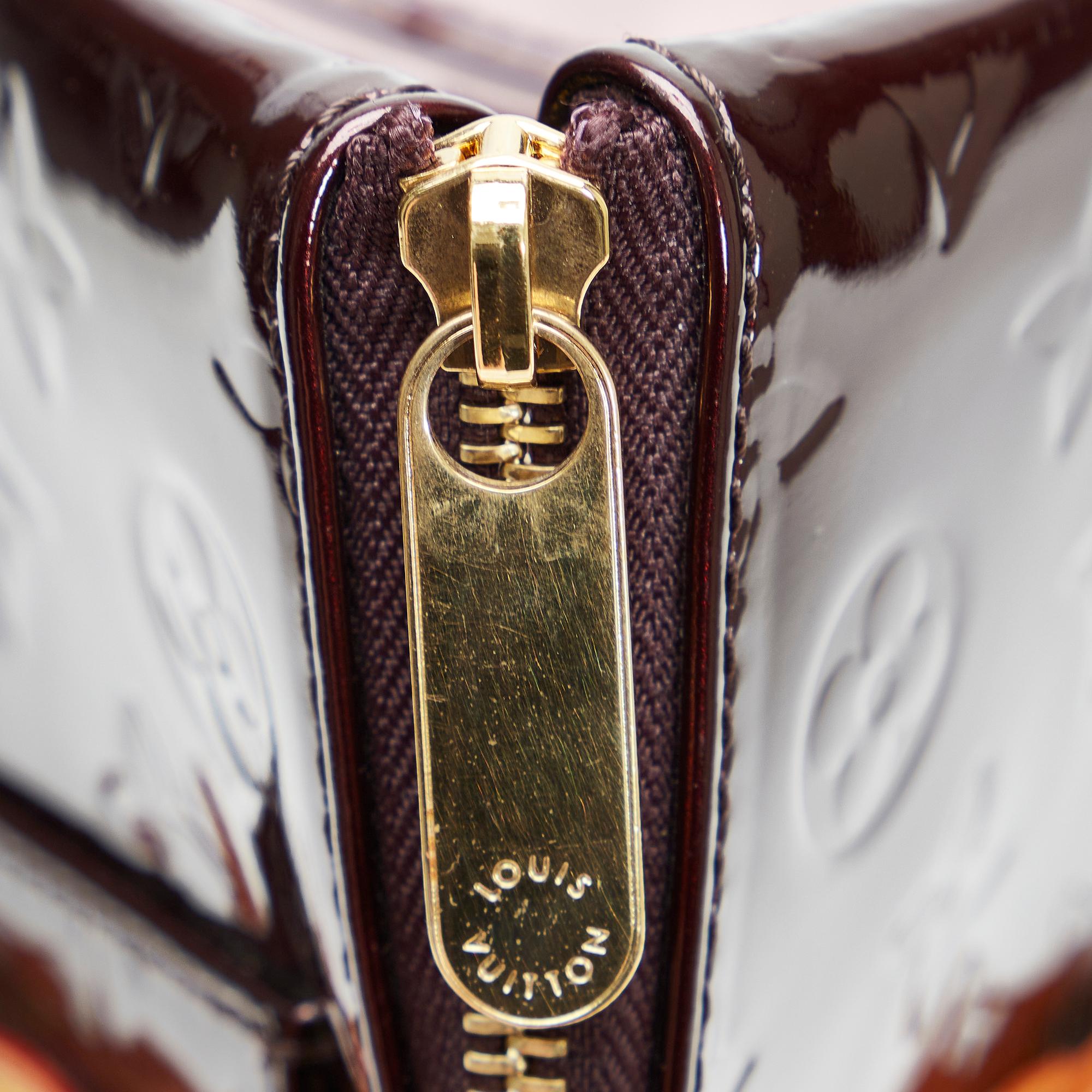 Louis Vuitton Monogram Vernis Rosewood Avenue (SHG-RDUbPP)