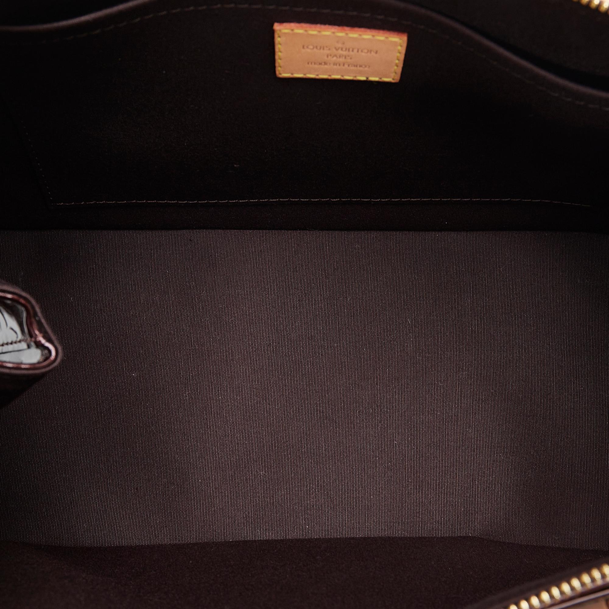 Louis Vuitton Monogram Vernis Rosewood Avenue (SHG-RDUbPP)