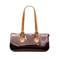 Louis Vuitton Monogram Vernis Rosewood Avenue (SHG-egdmbO)