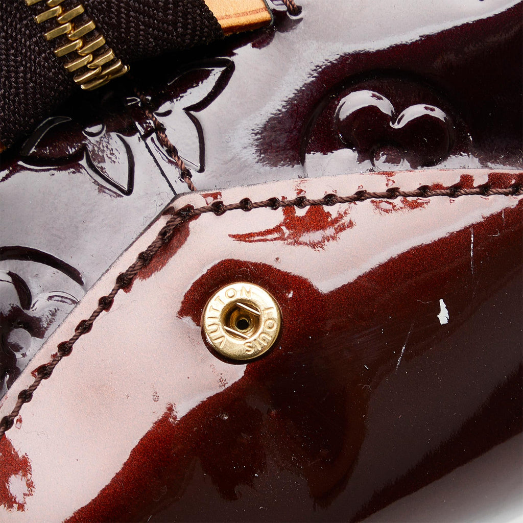 Louis Vuitton Monogram Vernis Rosewood Avenue (SHG-k46DrW)