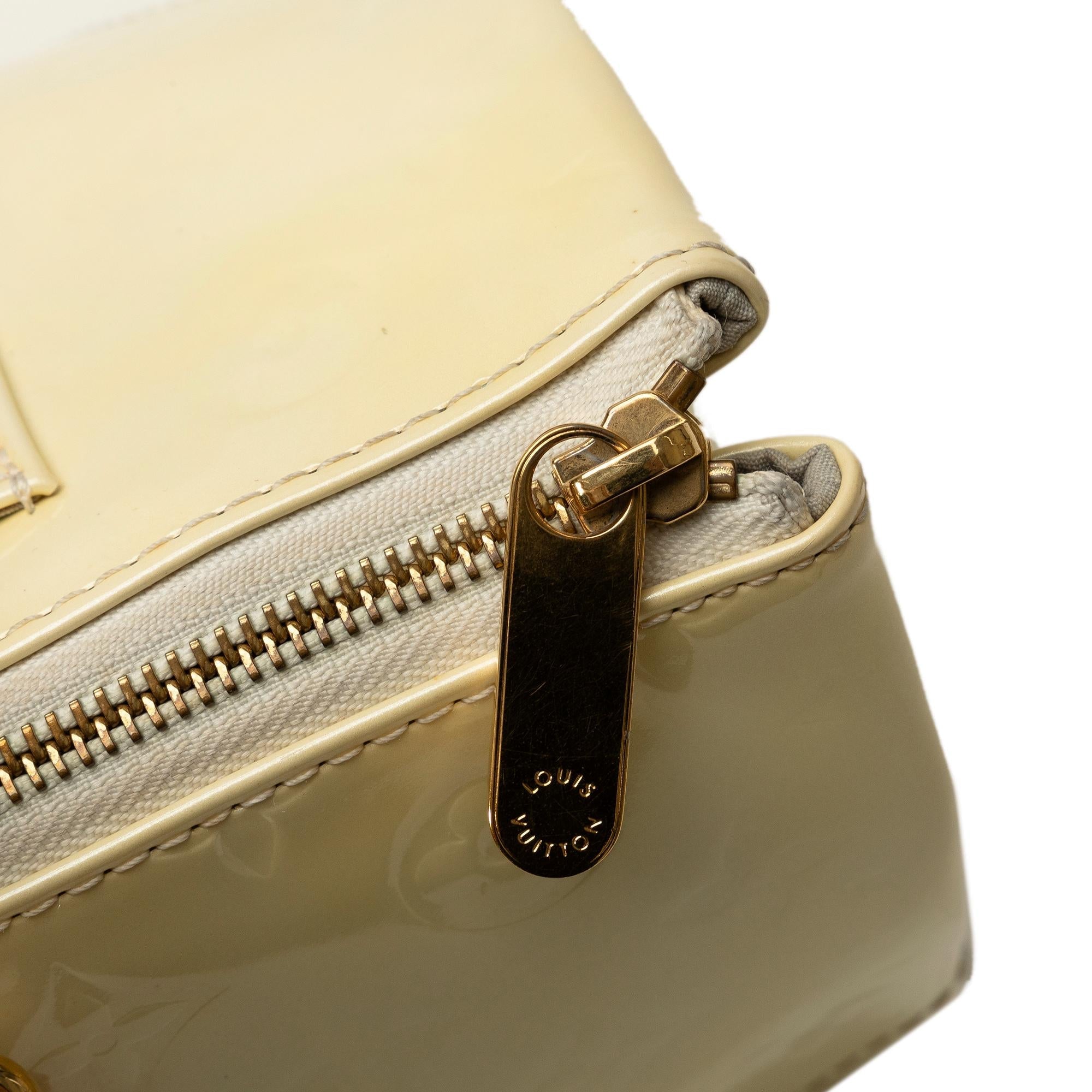 Louis Vuitton Monogram Vernis Rosewood Avenue (SHG-4dQmKb)