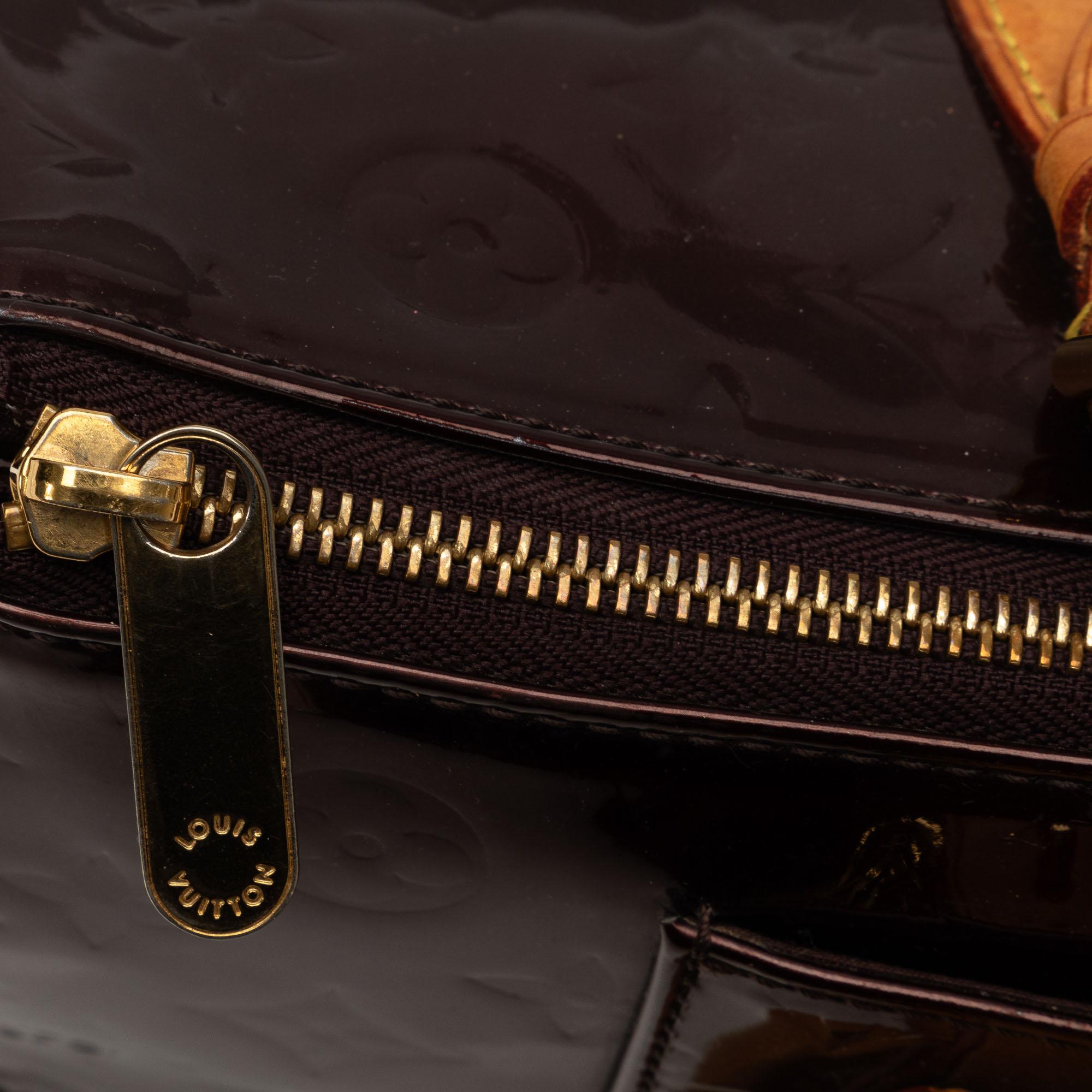 Louis Vuitton Monogram Vernis Rosewood Avenue (SHG-ugyaoR)
