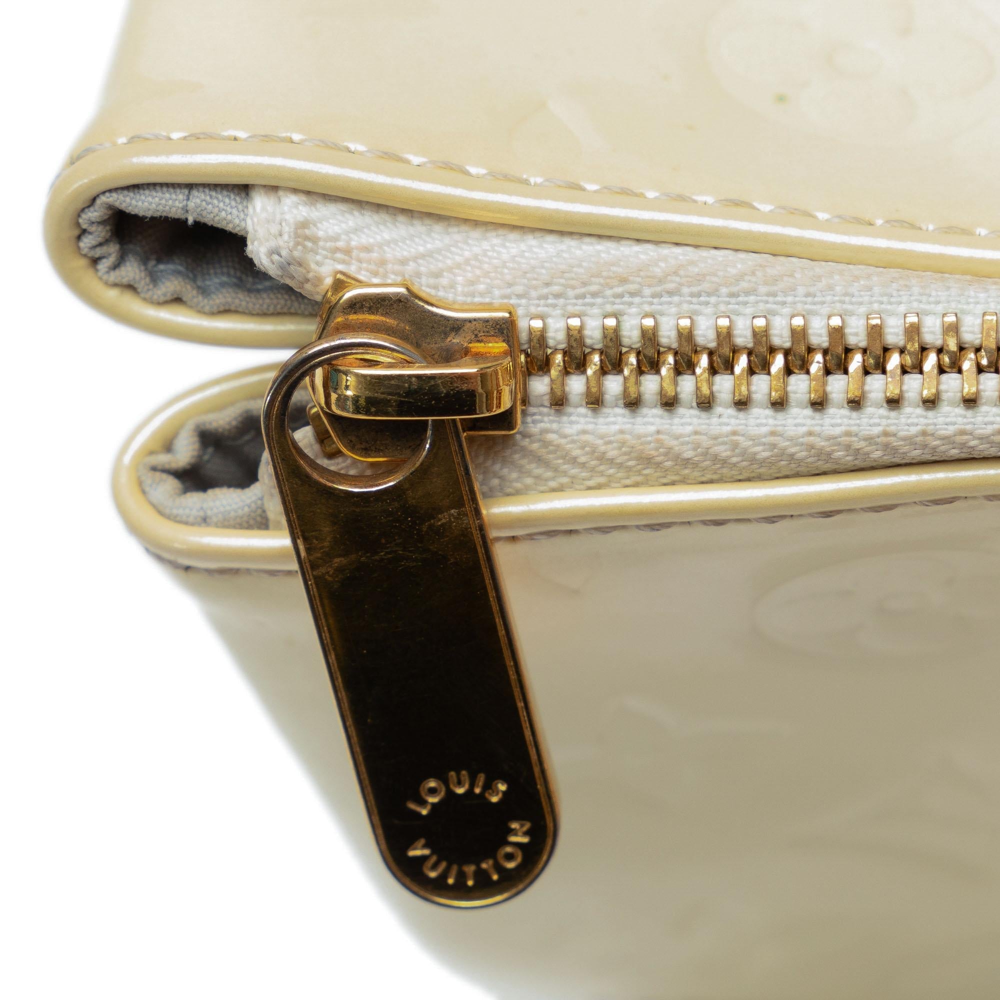 Louis Vuitton Monogram Vernis Rosewood Avenue (SHG-Rq6Zwo)