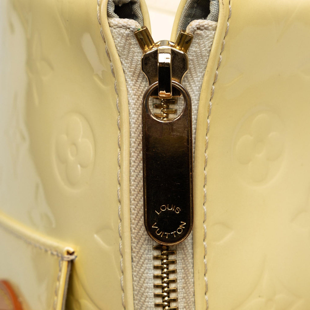 Louis Vuitton Monogram Vernis Rosewood Avenue (SHG-r4U42a)