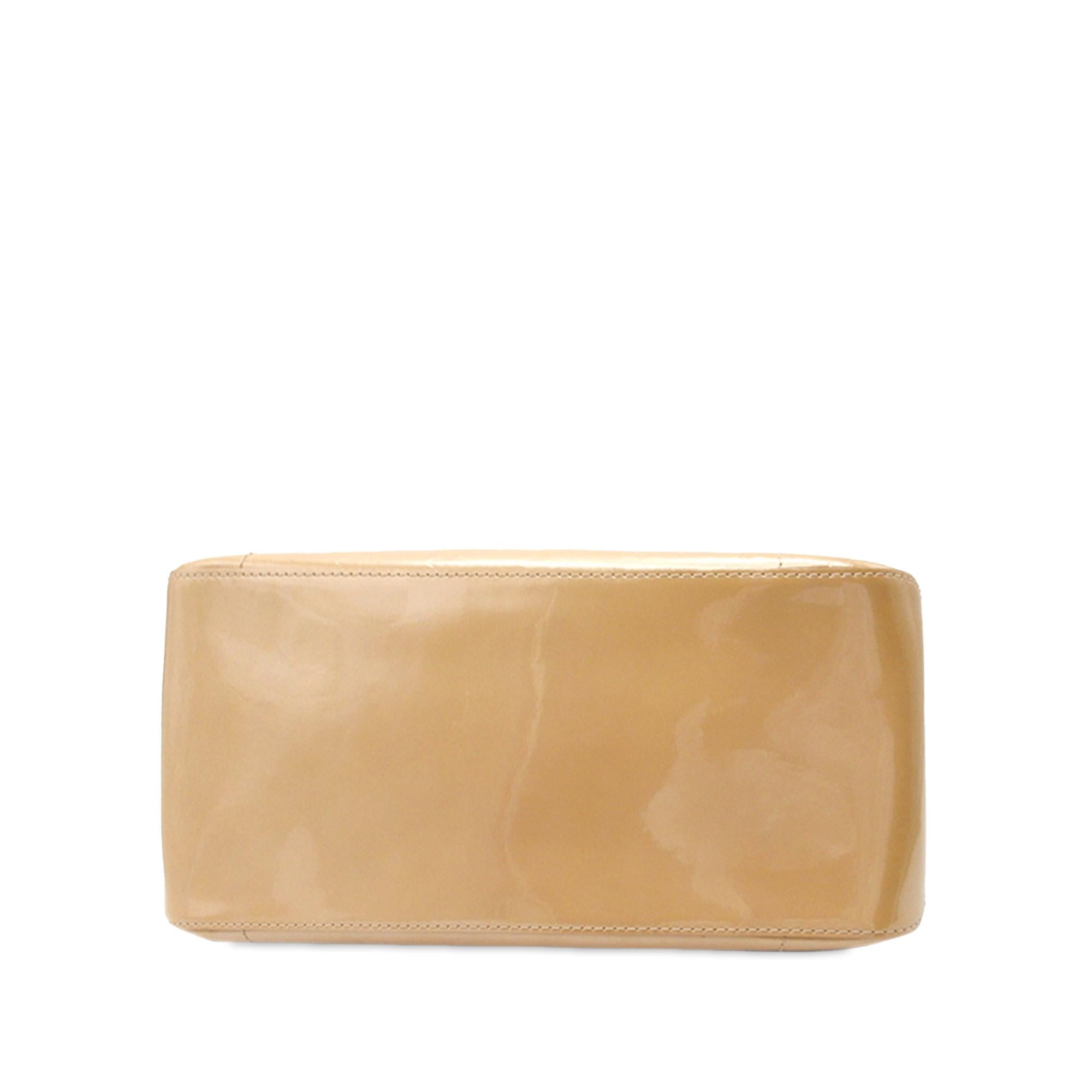 Louis Vuitton Monogram Vernis Rosewood Avenue (SHG-TTEBiI)