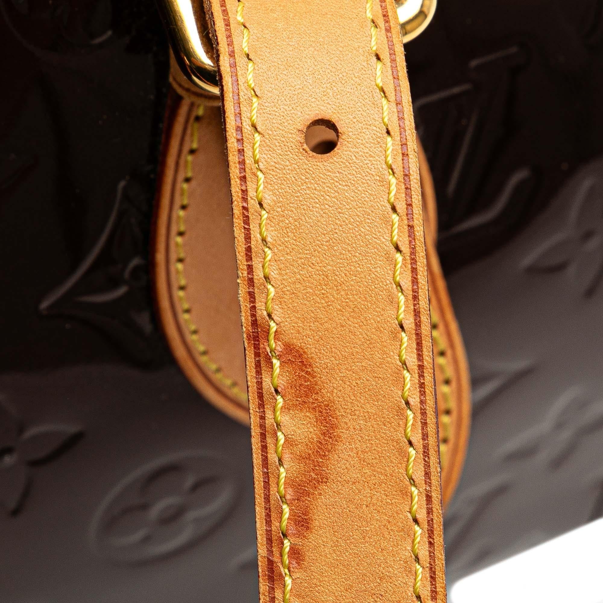 Louis Vuitton Monogram Vernis Rosewood Avenue (SHG-sDw7mO)
