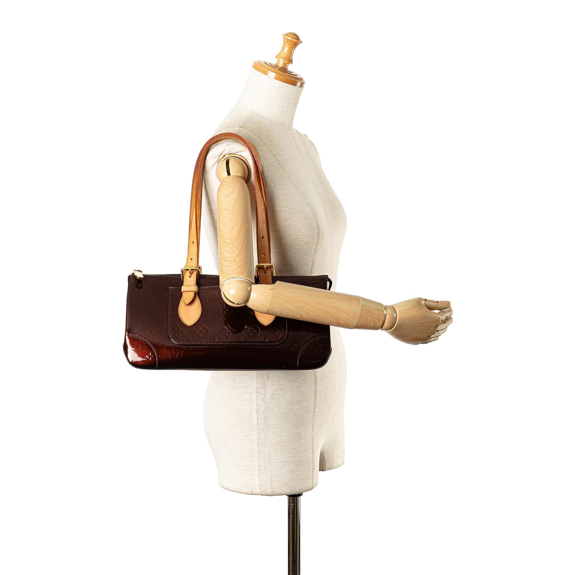 Louis Vuitton Monogram Vernis Rosewood Avenue (SHG-sbCmGJ)