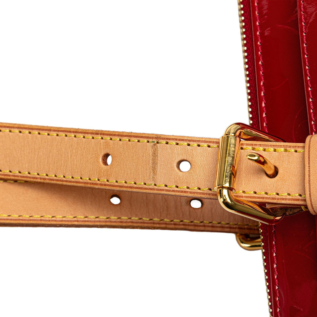 Louis Vuitton Monogram Vernis Rosewood Avenue (SHG-4WREK8)