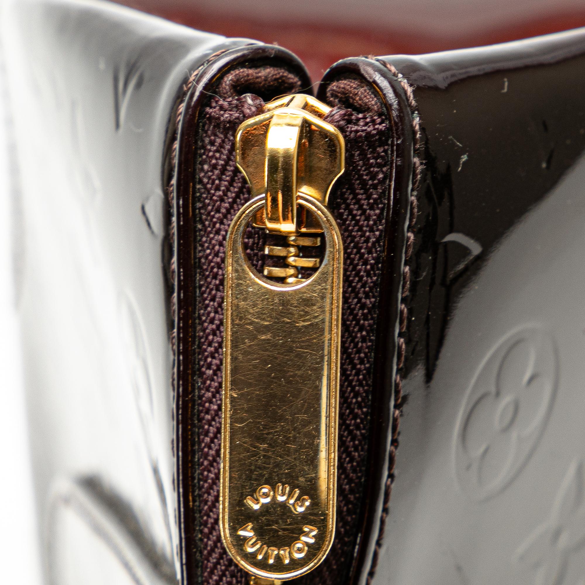 Louis Vuitton Monogram Vernis Rosewood Avenue (SHG-eFFE3Y)