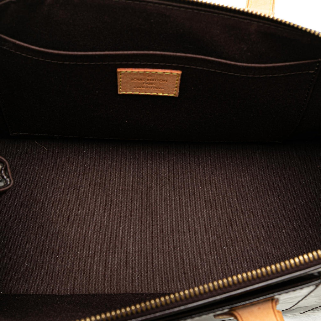 Louis Vuitton Monogram Vernis Rosewood Avenue (SHG-eFFE3Y)