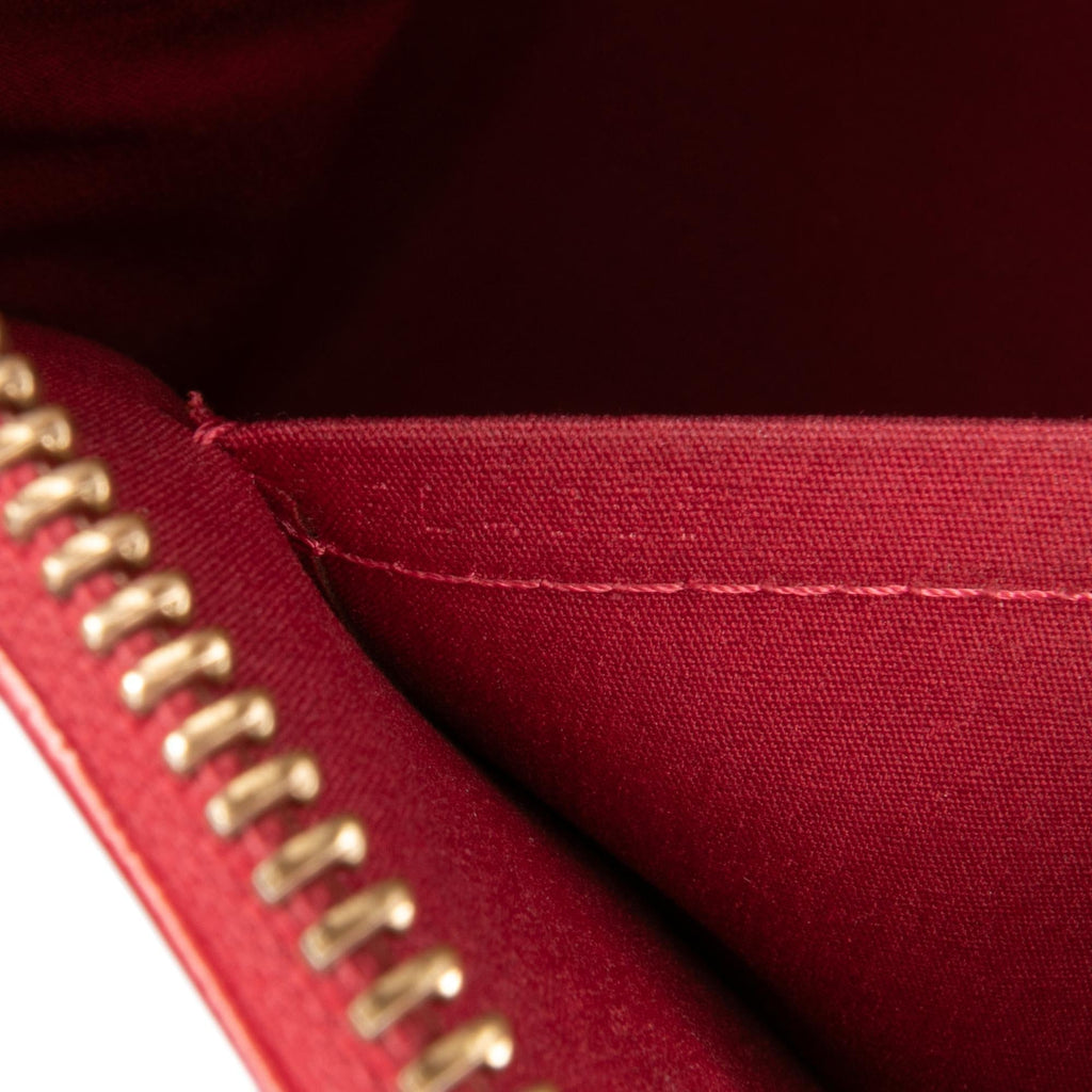 Louis Vuitton Monogram Vernis Rosewood Avenue
