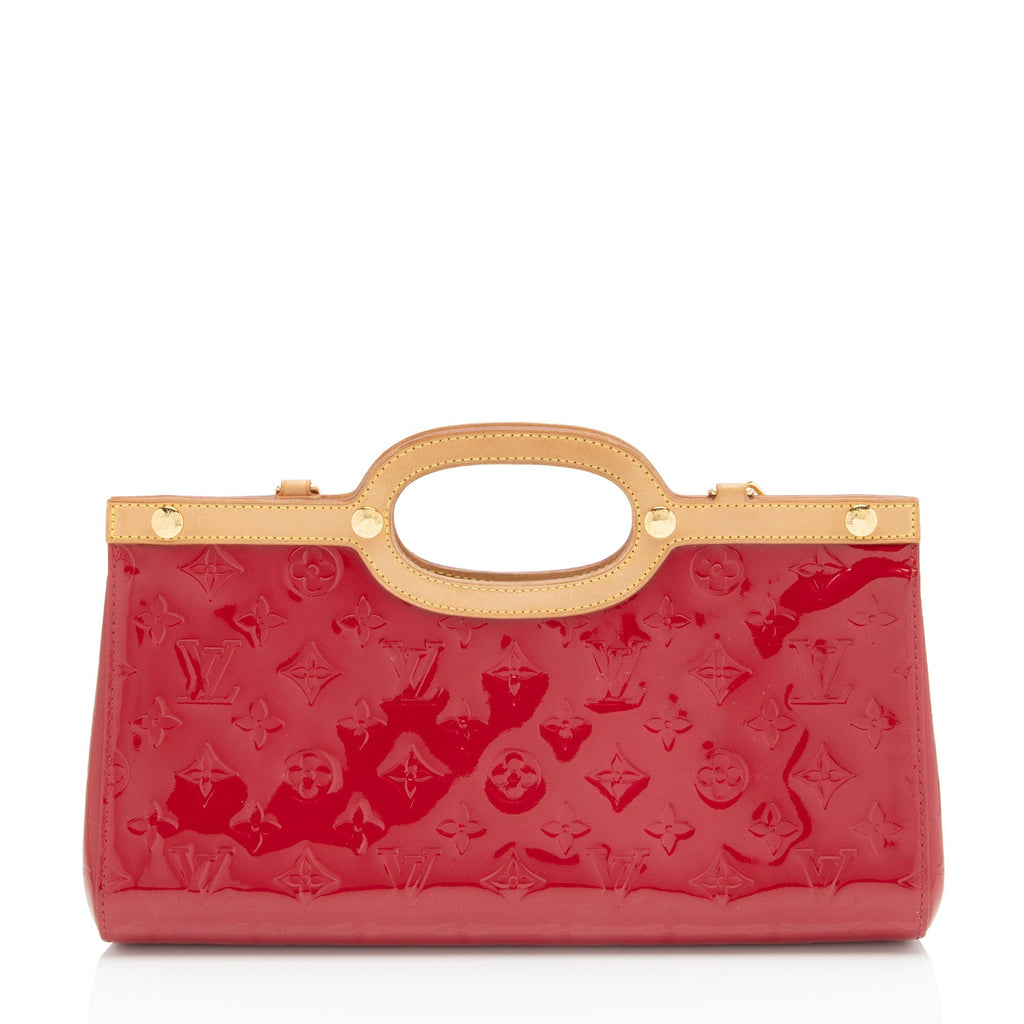 Louis Vuitton Monogram Vernis Roxbury Drive Clutch (SHF-OFeEM8)
