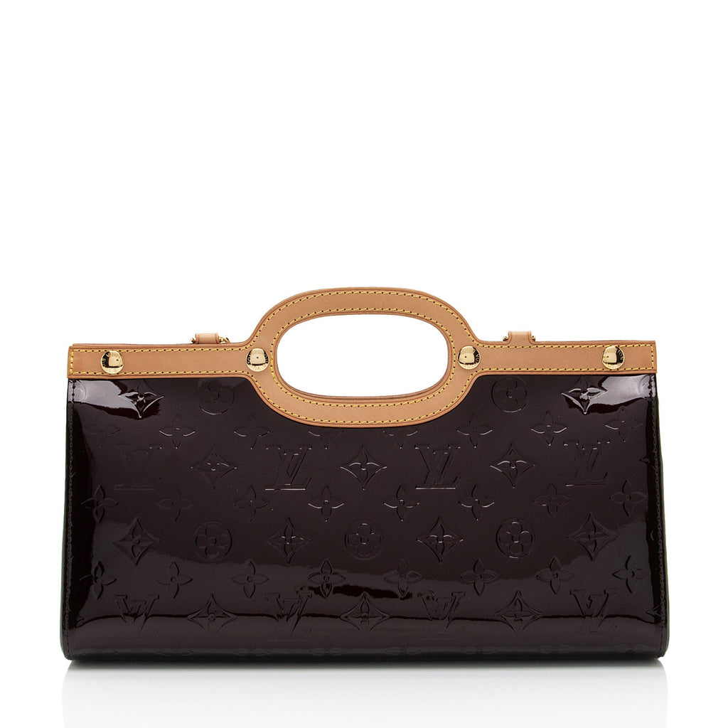 Louis Vuitton Monogram Vernis Roxbury Drive Clutch (SHF-bnVJtW)