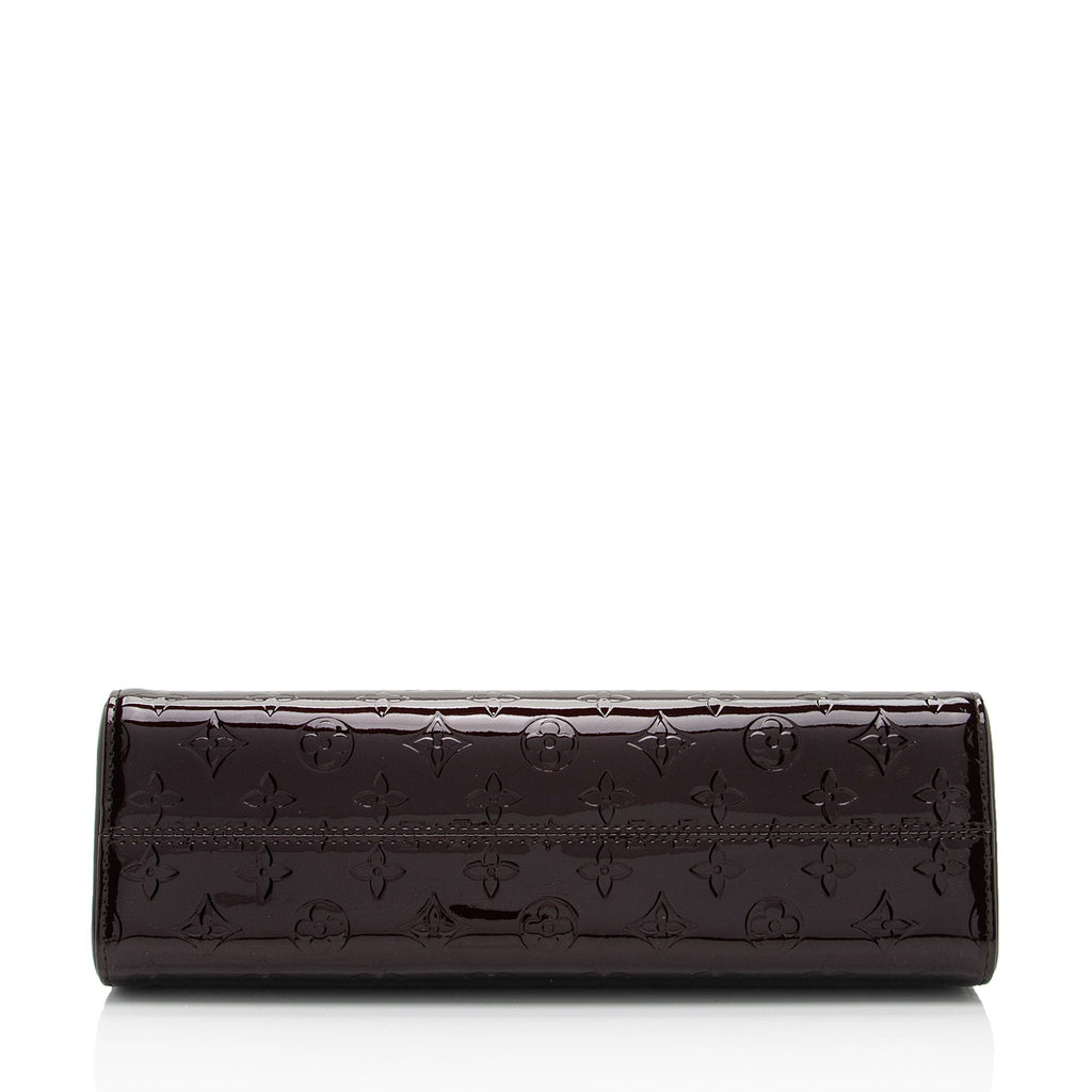 Louis Vuitton Monogram Vernis Roxbury Drive Clutch (SHF-bnVJtW)