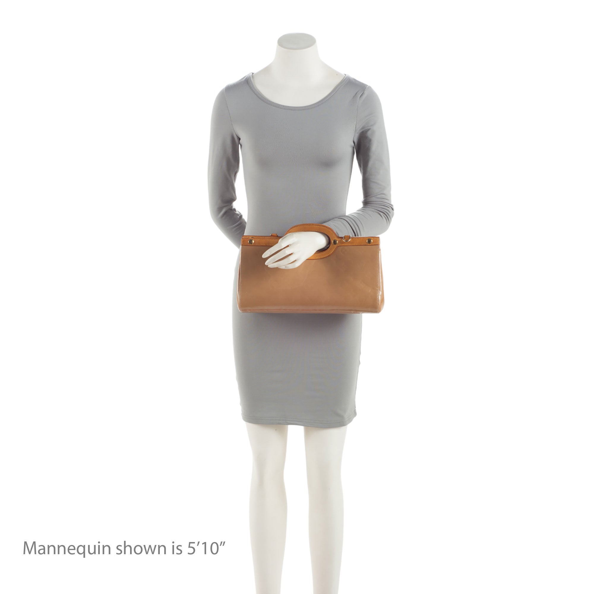 Louis Vuitton Monogram Vernis Roxbury Drive Clutch (SHF-KaFdPJ)