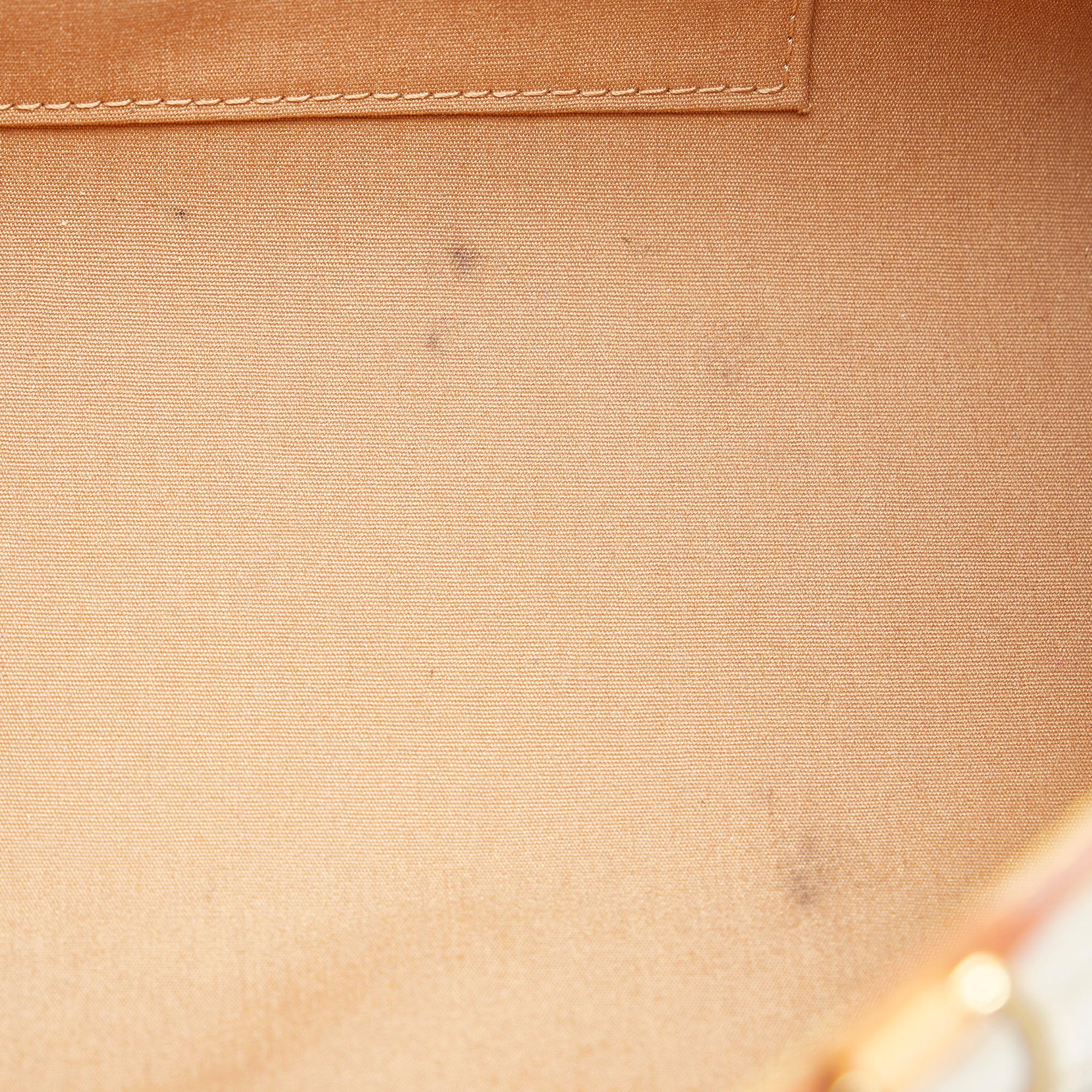Louis Vuitton Monogram Vernis Roxbury Drive (SHG-yBcZJA)