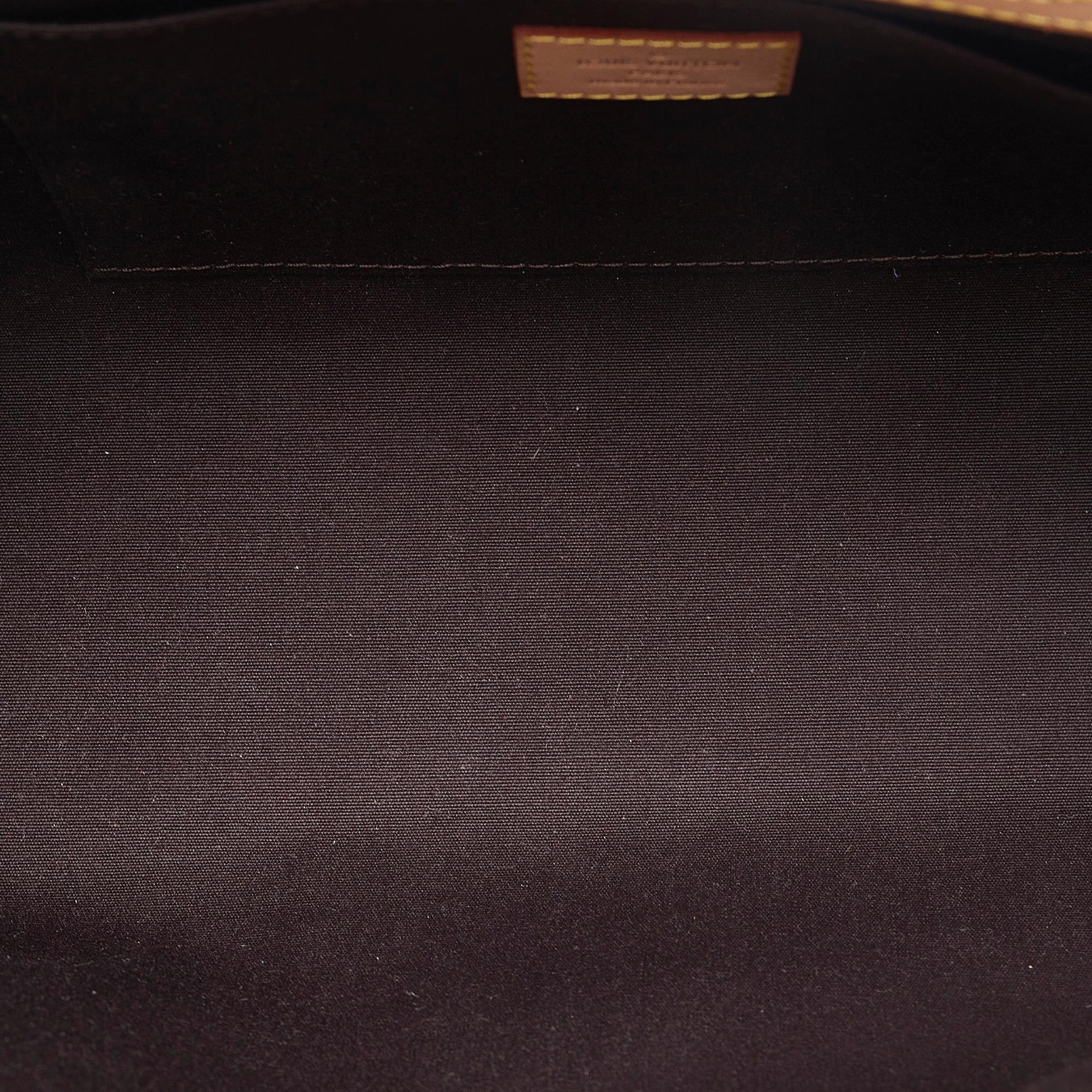 Louis Vuitton Monogram Vernis Roxbury Drive (SHG-jmcXDq)