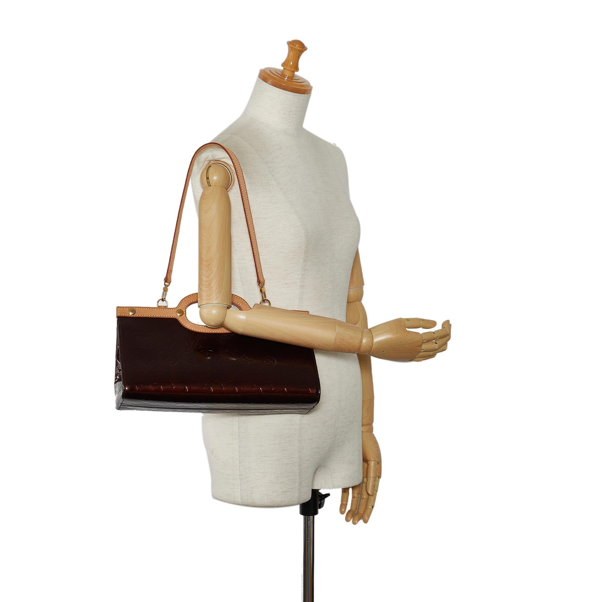 Louis Vuitton Monogram Vernis Roxbury Drive (SHG-jmcXDq)