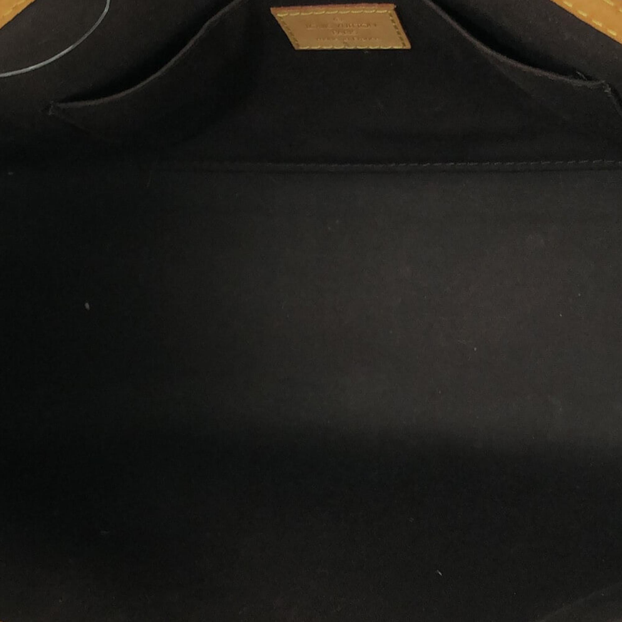 Louis Vuitton Monogram Vernis Roxbury Drive (SHG-qTd3cw)