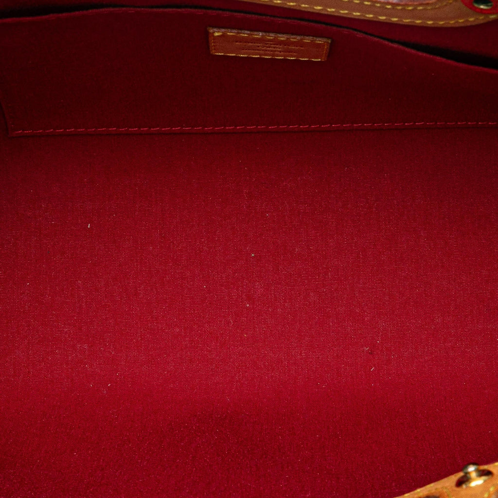 Louis Vuitton Monogram Vernis Roxbury Drive (SHG-jemxMS)