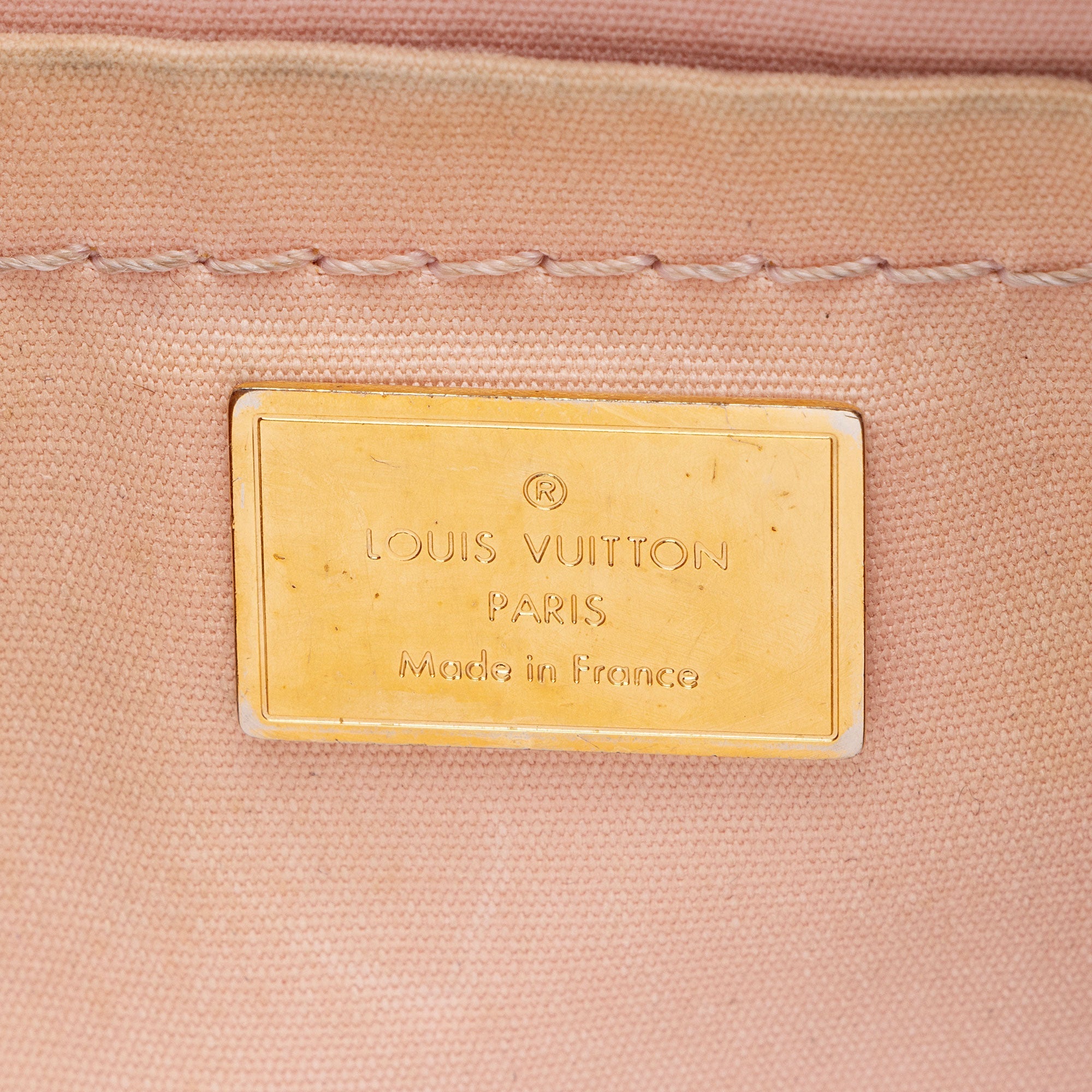 Louis Vuitton Monogram Vernis Santa Monica Clutch (SHF-TxWEck)