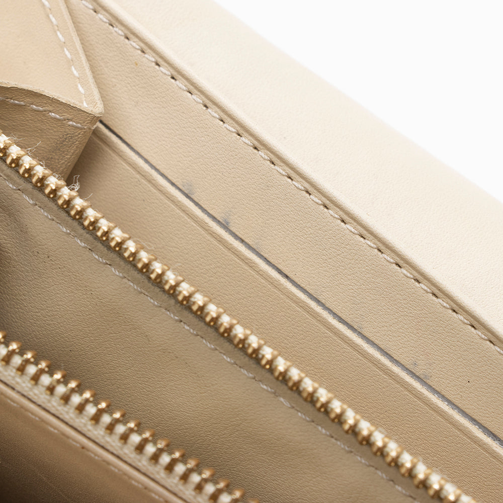 Louis Vuitton Monogram Vernis Sarah Wallet - FINAL SALE (SHF-19019)