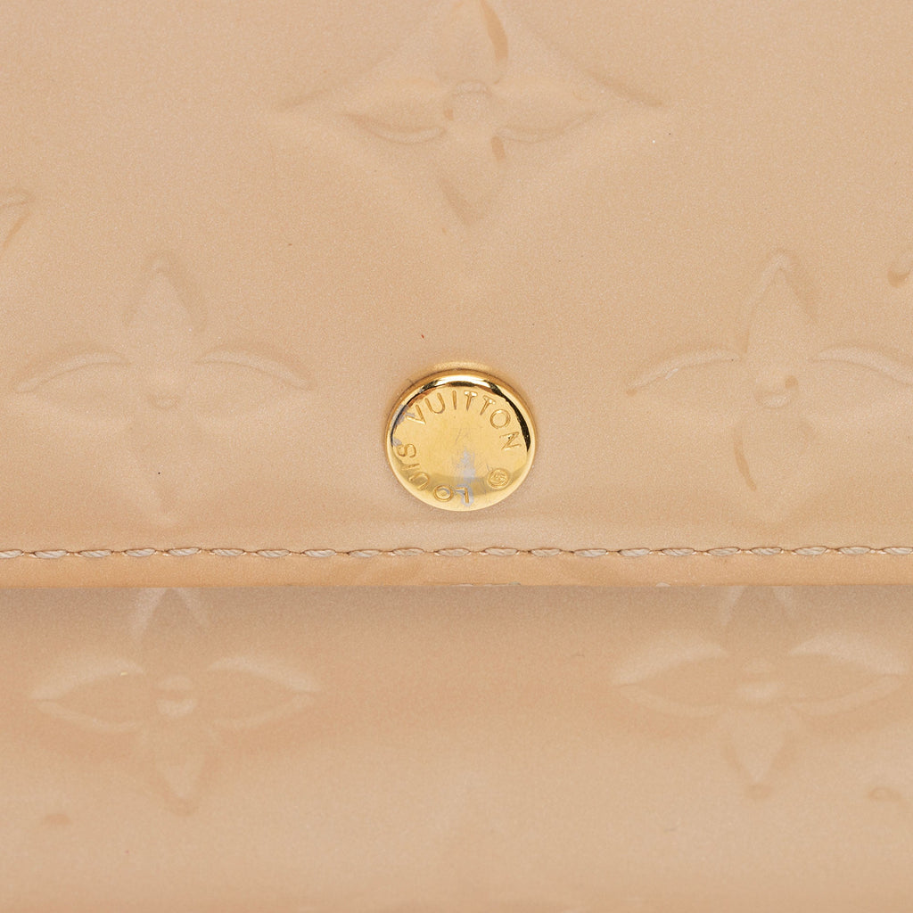 Louis Vuitton Monogram Vernis Sarah Wallet (SHF-56enYg)