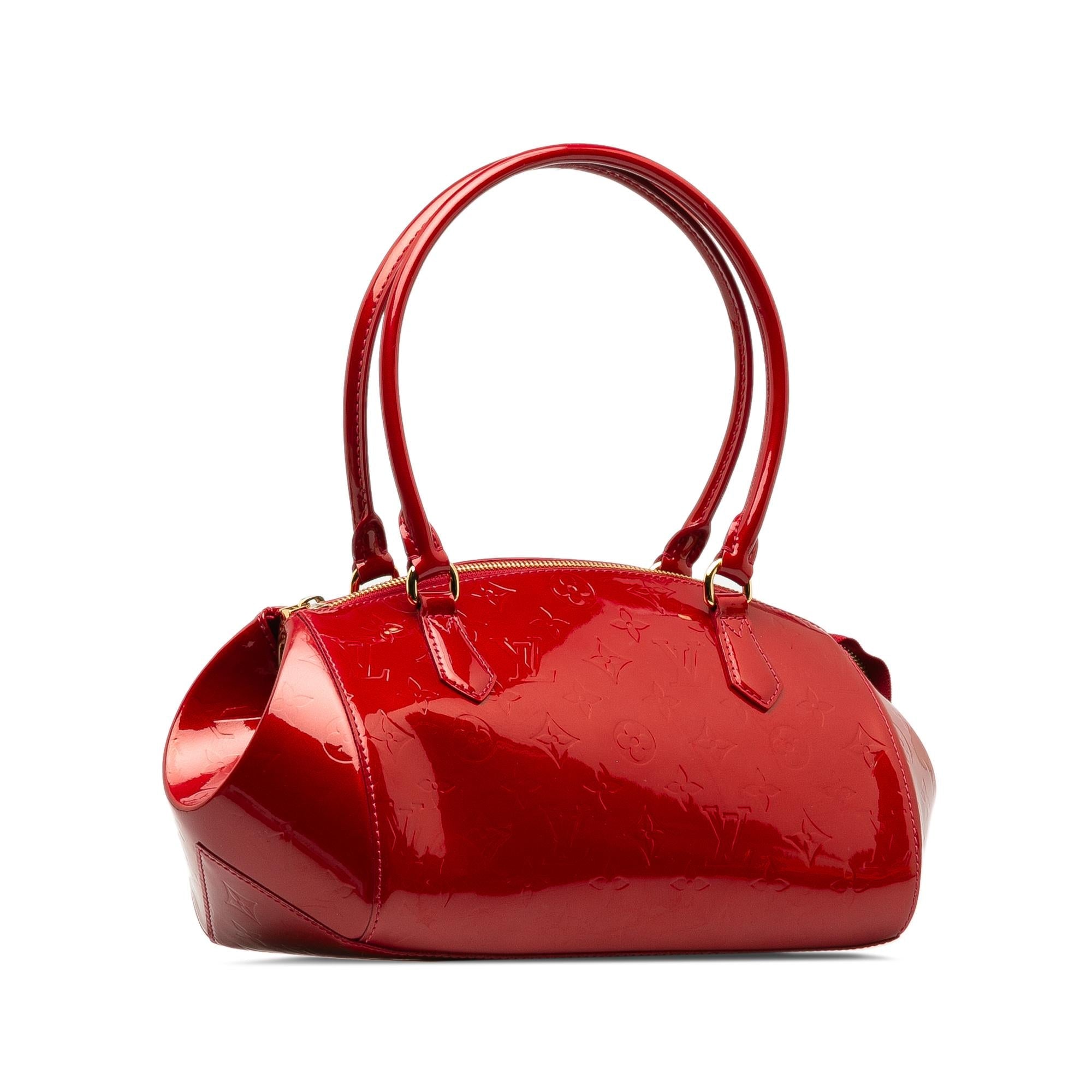 Louis Vuitton Monogram Vernis Sherwood PM (SHG-FT2esn)