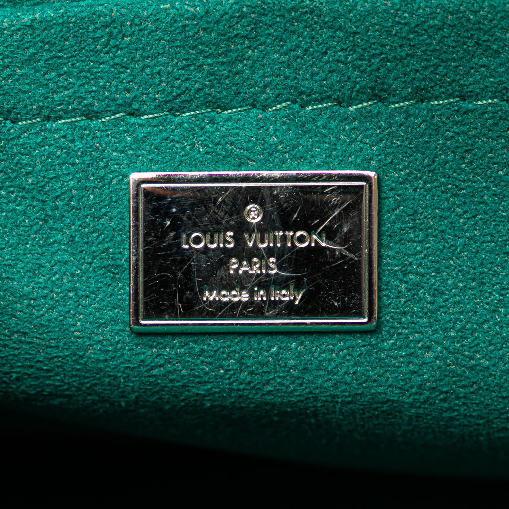 Louis Vuitton Monogram Vernis Spring Street