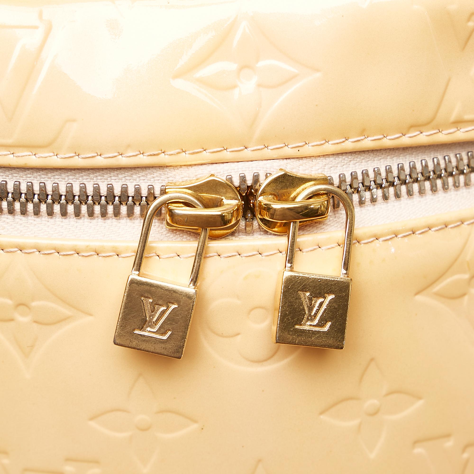 Louis Vuitton Monogram Vernis Sullivan Vertical (SHG-34873)