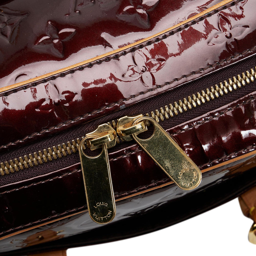 Louis Vuitton Monogram Vernis Summit Drive (SHG-L5vf2H)