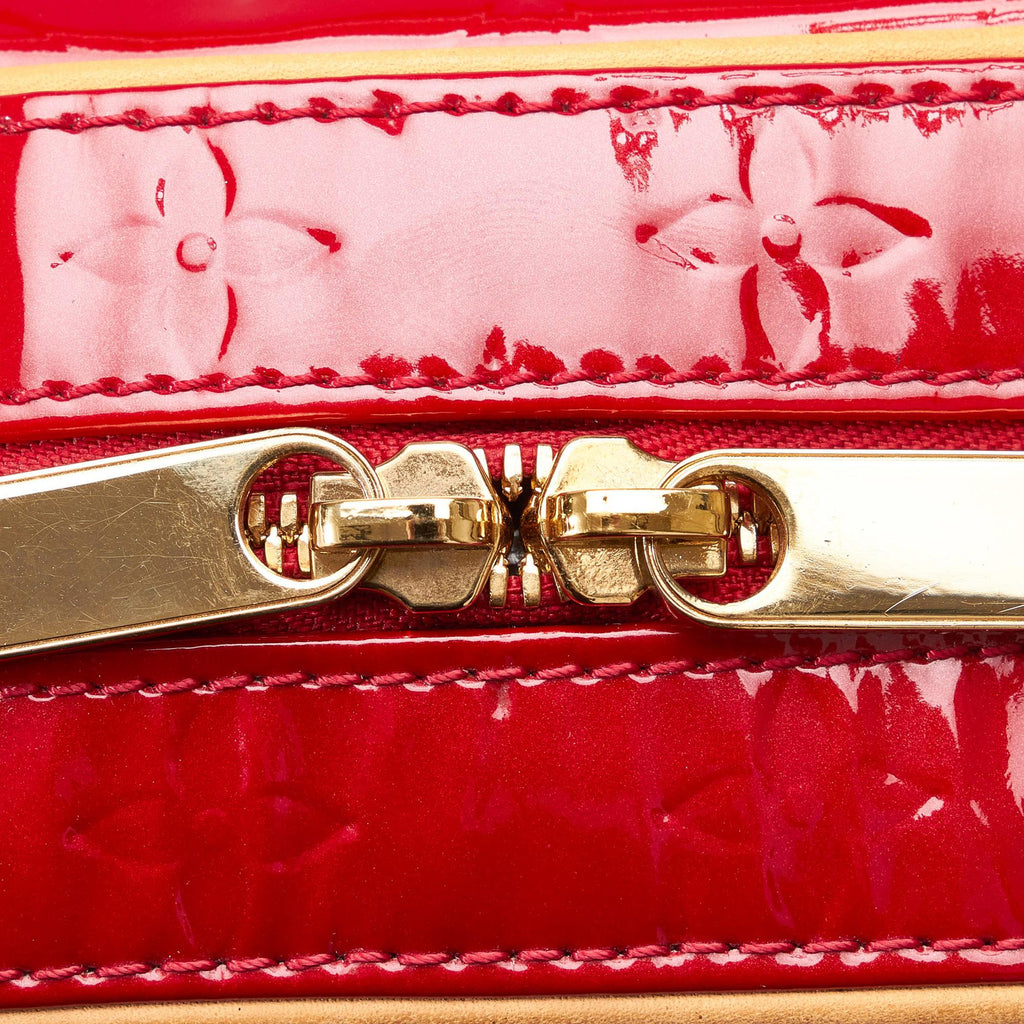 Louis Vuitton Monogram Vernis Summit Drive (SHG-SkiuAC)